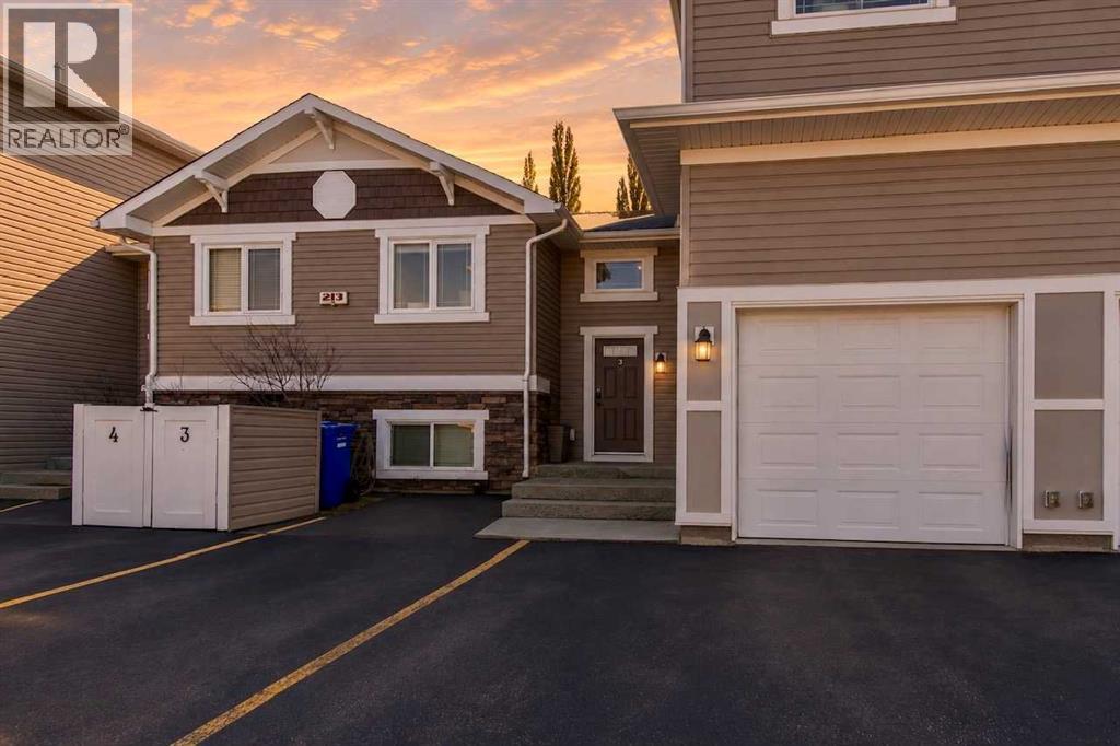 3, 213 Lettice Perry Road N, Lethbridge, Alberta  T1H 6Z3 - Photo 1 - A2299713