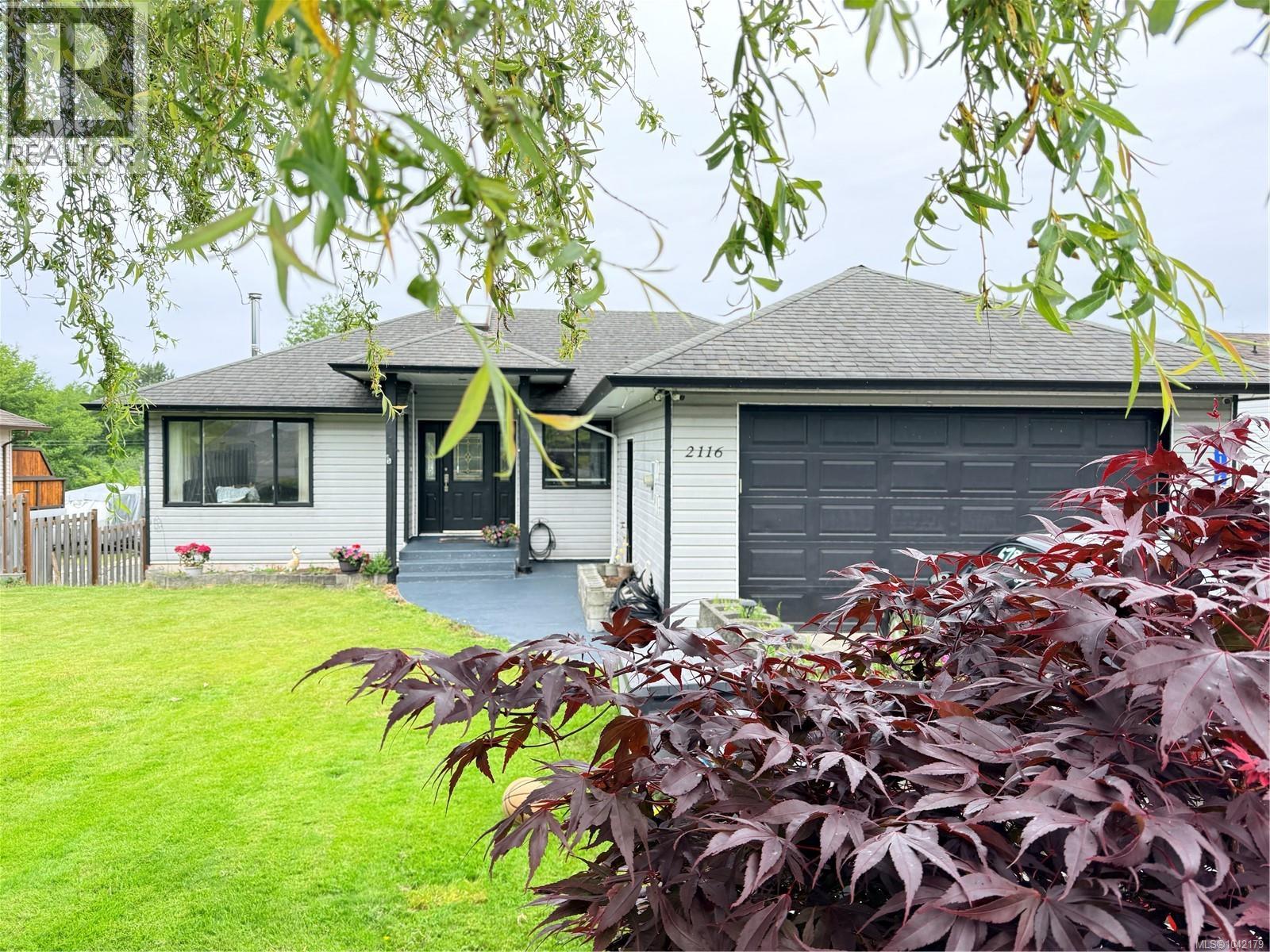 2116 Northland Rd, Port Mcneill, British Columbia  V0N 2R0 - Photo 1 - 1042179