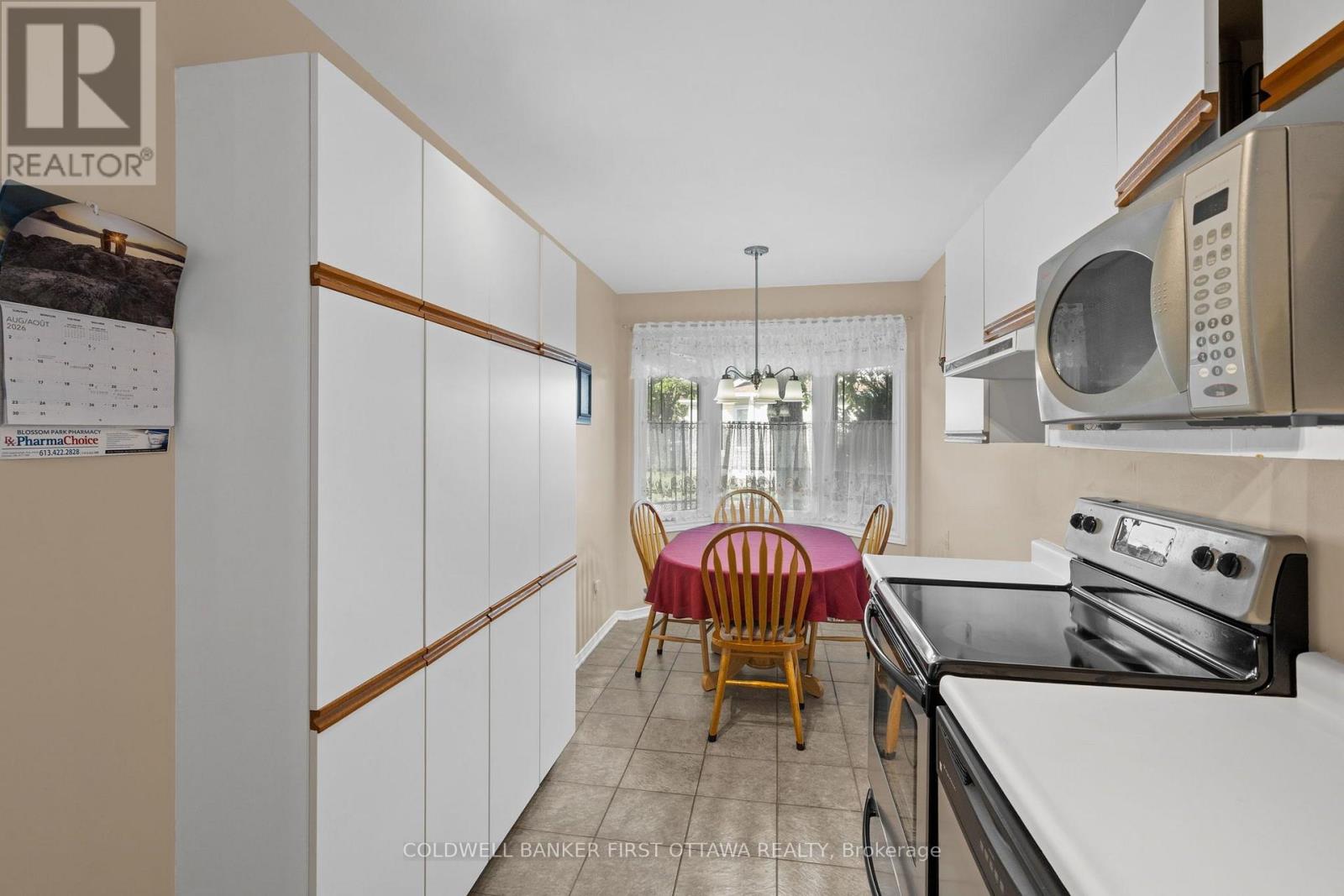 3004 Victoria Heights Crescent, Ottawa, Ontario  K1T 3M7 - Photo 5 - X13705014