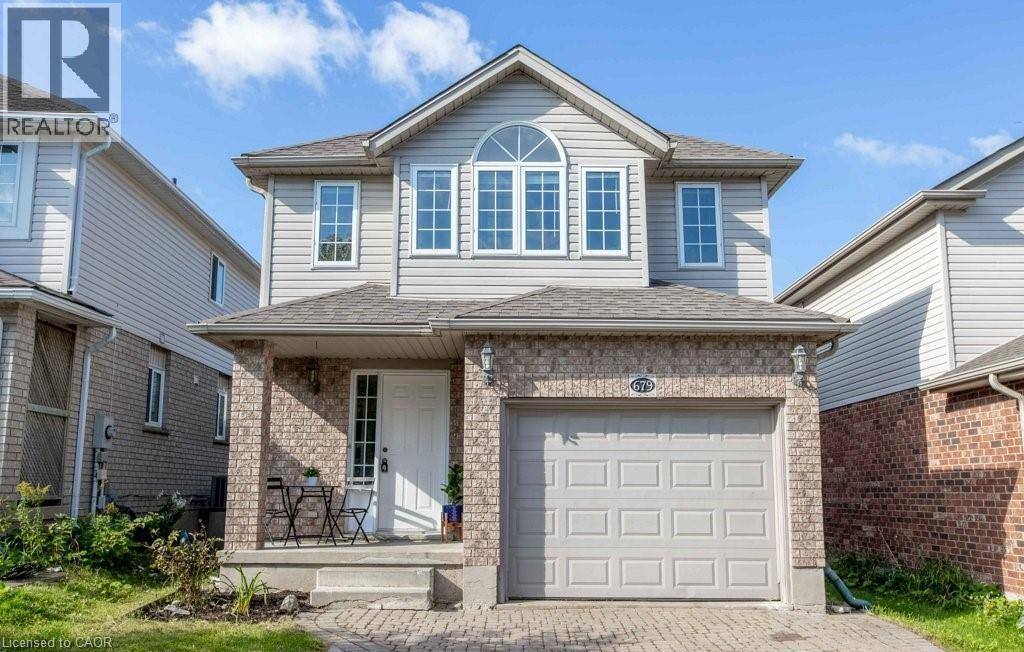 679 KARLSFELD Road, Waterloo, Ontario