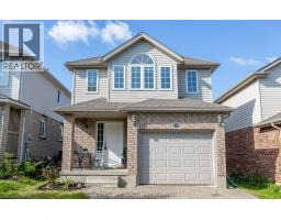 679 KARLSFELD Road, Waterloo, Ontario