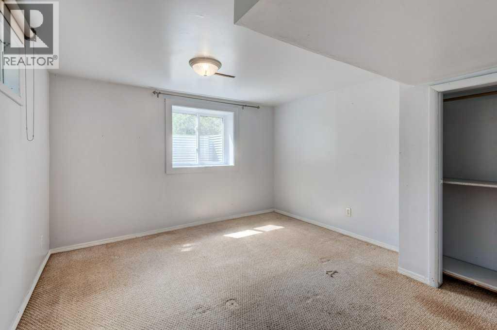 2056 Cottonwood Crescent Se, Calgary, Alberta  T2B 1R3 - Photo 25 - A2329835