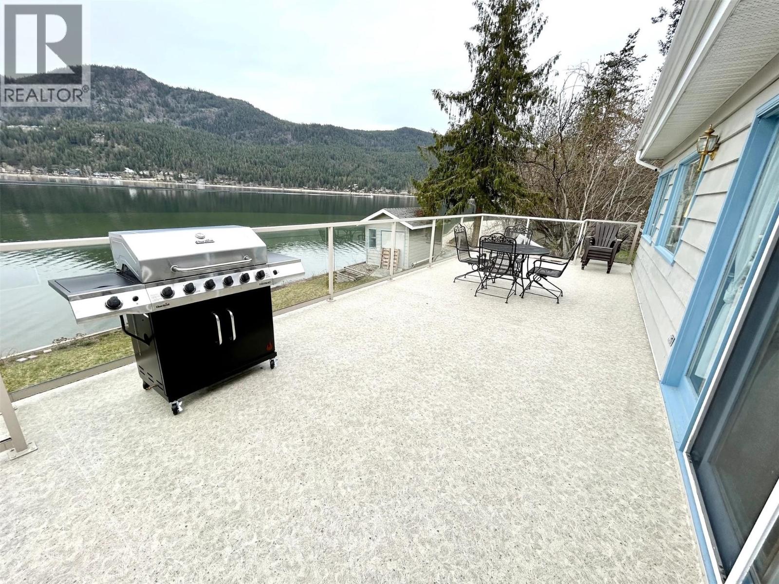 2437 Blind Bay Road, Blind Bay, British Columbia  V0E 1H1 - Photo 37 - 10398342