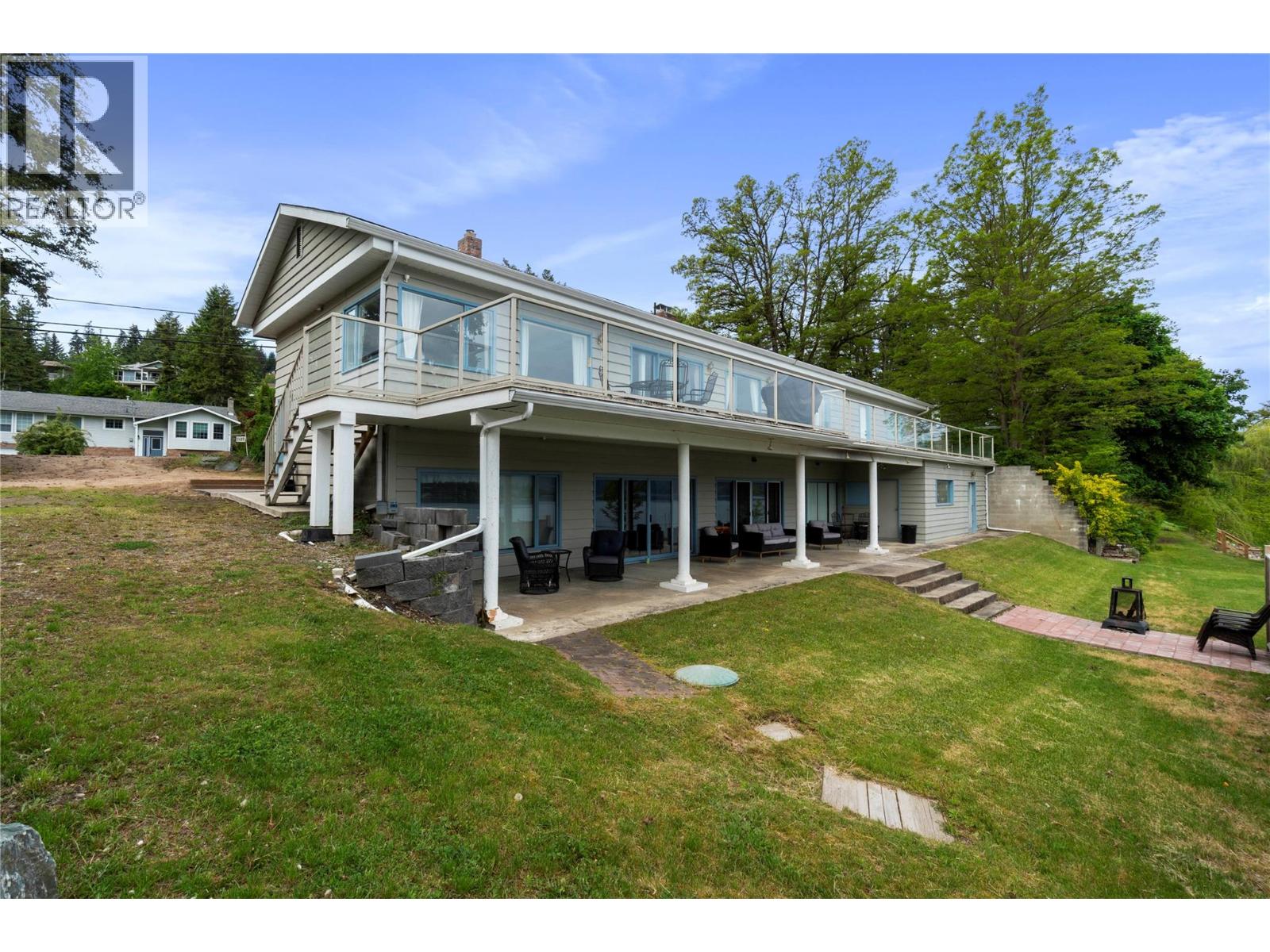 2437 Blind Bay Road, Blind Bay, British Columbia  V0E 1H1 - Photo 4 - 10398342