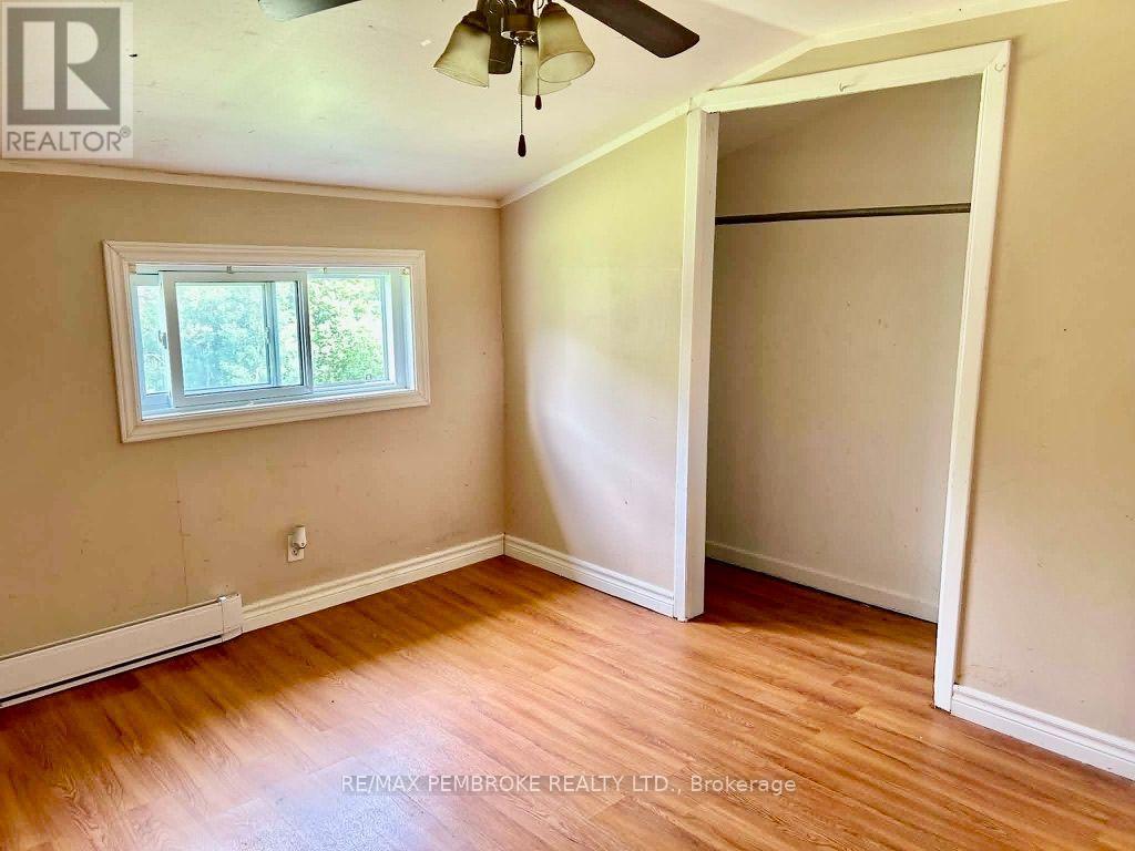 3396 B Line Road, Laurentian Valley, Ontario  K8A 6W7 - Photo 19 - X13705020