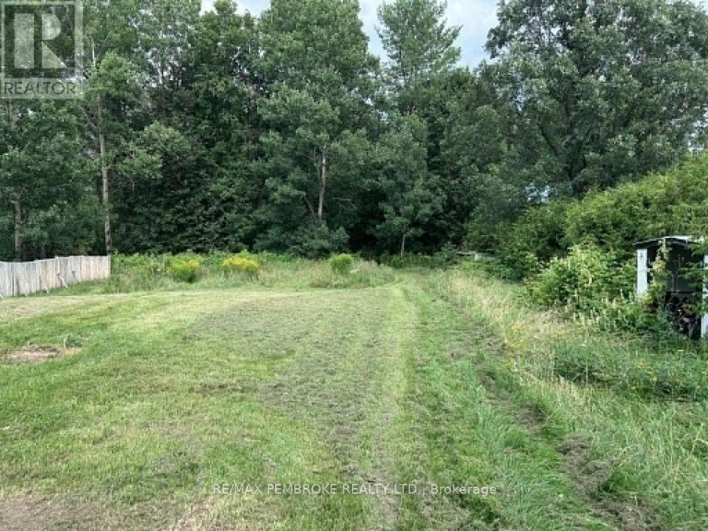3396 B Line Road, Laurentian Valley, Ontario  K8A 6W7 - Photo 7 - X13705020