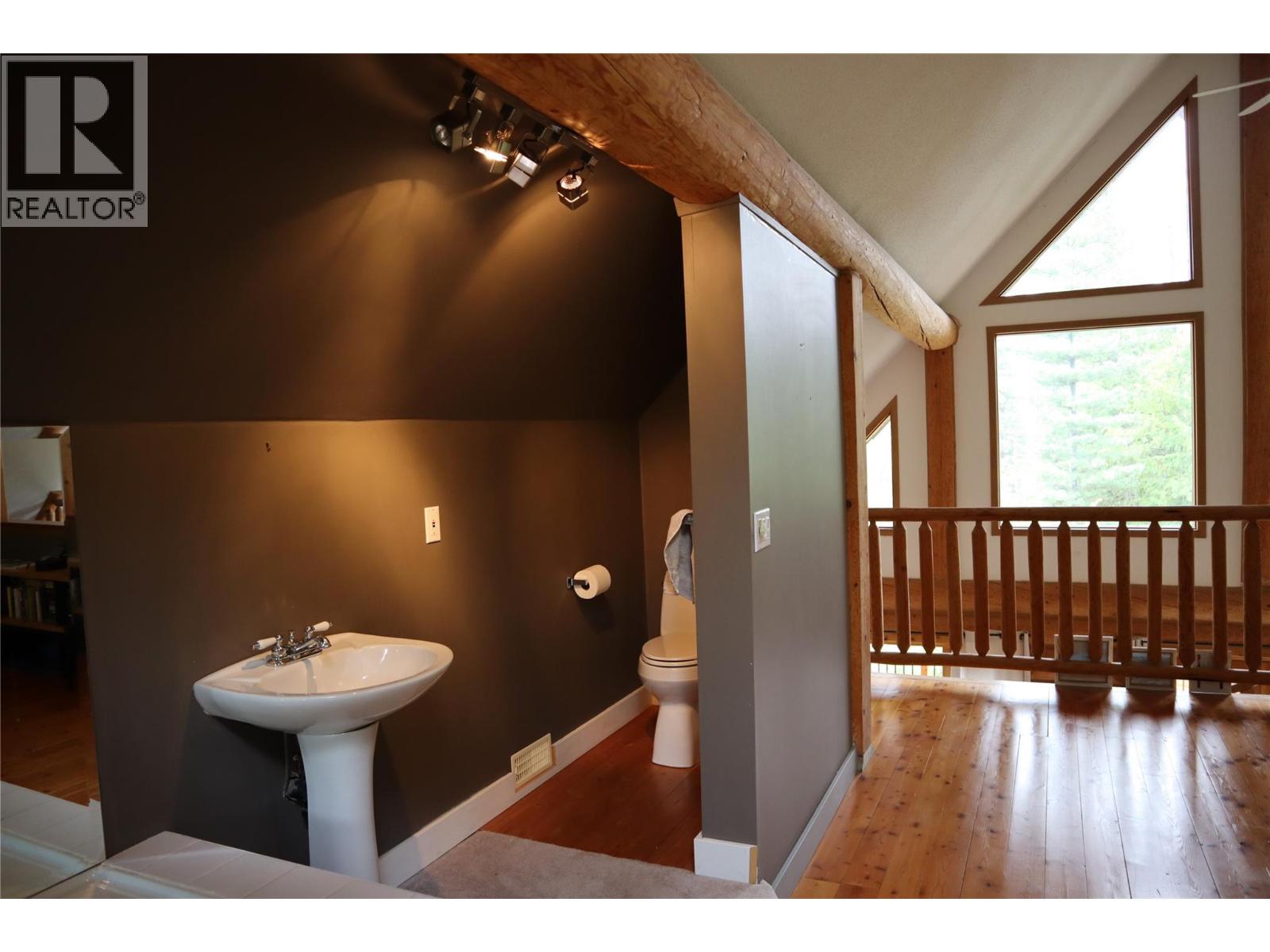 4221 Barriere Lakes Road, Barriere, British Columbia  V0E 1E0 - Photo 18 - 10387811