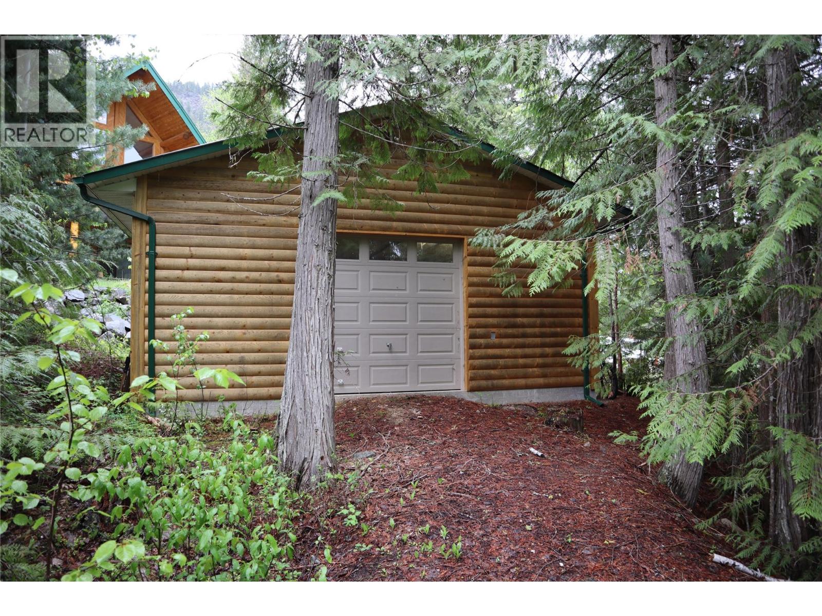 4221 Barriere Lakes Road, Barriere, British Columbia  V0E 1E0 - Photo 32 - 10387811