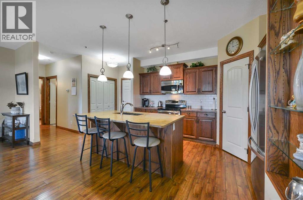 206, 5213 61 Street, Red Deer, Alberta  T4N 6N5 - Photo 4 - A2338891