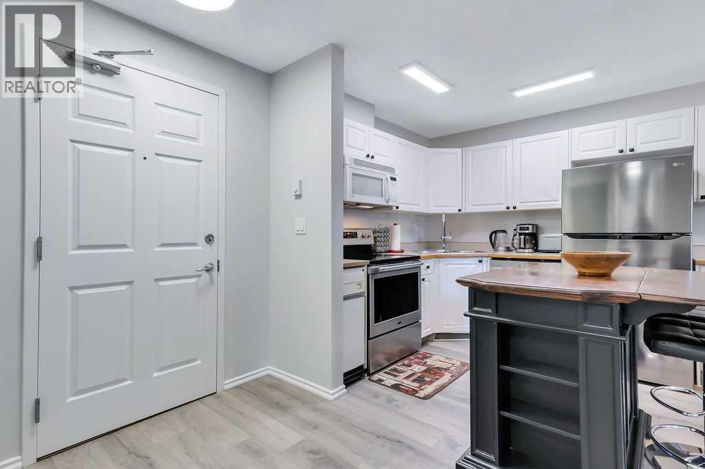111, 60 Jacobs Close, Red Deer, Alberta  T4P 4A2 - Photo 3 - A2327034