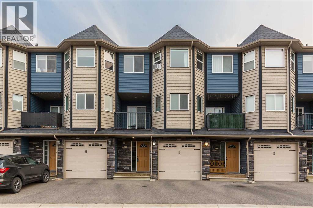 873 Mt Sundance Manor W, Lethbridge, Alberta