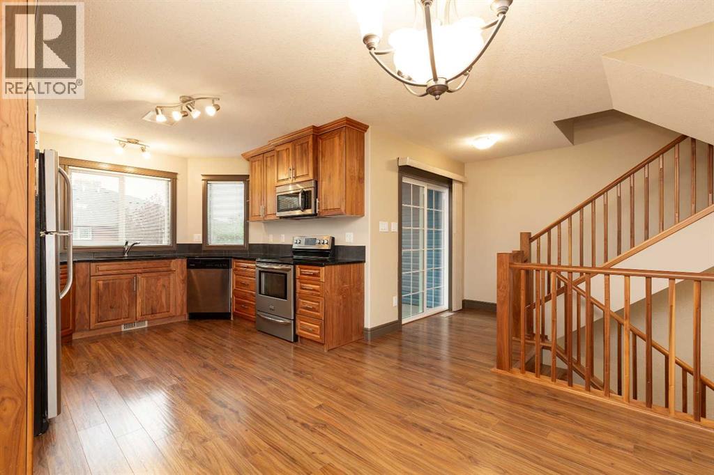 873 Mt Sundance Manor W, Lethbridge, Alberta  T1J 1X5 - Photo 10 - A2336852