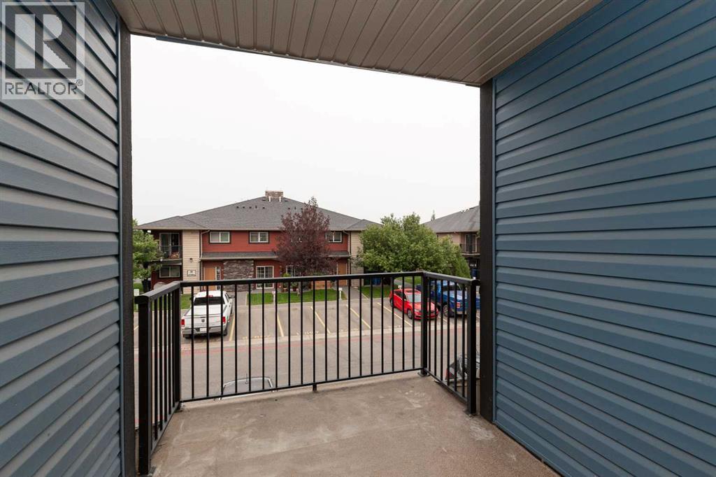 873 Mt Sundance Manor W, Lethbridge, Alberta  T1J 1X5 - Photo 11 - A2336852