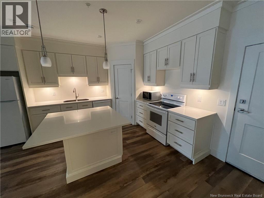 54 Hampton Road Unit# 206, Rothesay, New Brunswick  E2E 0V5 - Photo 3 - NB139030
