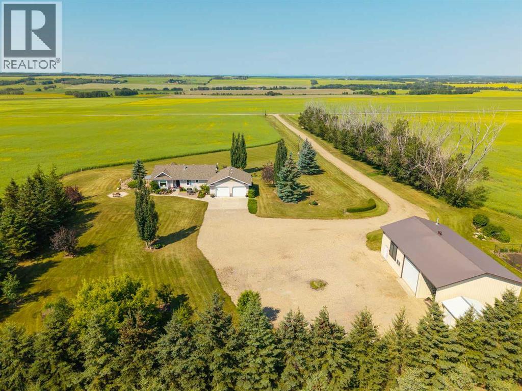 34055 Range Road 24, Rural Mountain View County, Alberta  T0M 0K0 - Photo 3 - A2333613