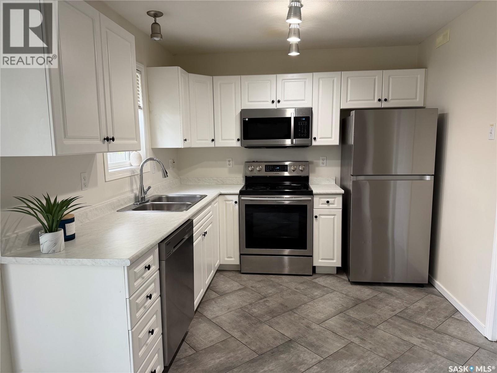 32 203 Herold Terrace, Saskatoon, Saskatchewan  S7V 1H4 - Photo 10 - SK045044