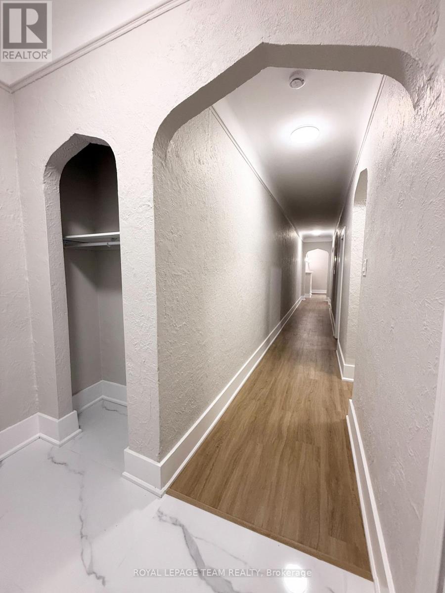 36 - 235 Cooper Street, Ottawa, Ontario  K2P 1L7 - Photo 3 - X13705064