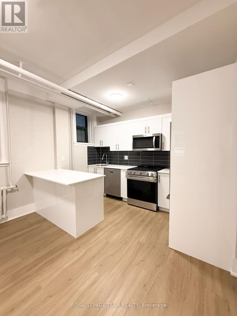 36 - 235 Cooper Street, Ottawa, Ontario  K2P 1L7 - Photo 9 - X13705064