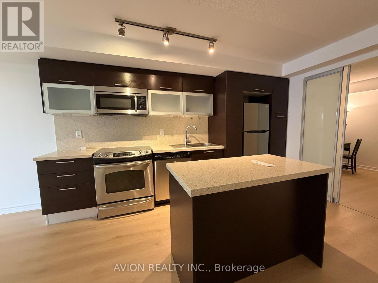 1408 - 386 Yonge Street, Toronto, Ontario  M5B 0A5 - Photo 6 - C13705056