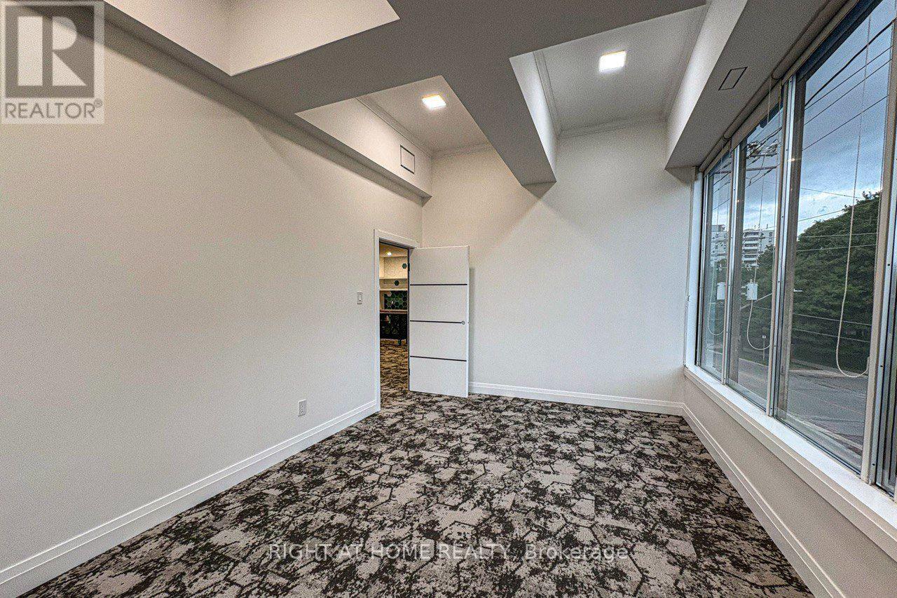 2nd Floor - 8119 Yonge Street, Markham, Ontario  L3T 2C6 - Photo 13 - N13705060