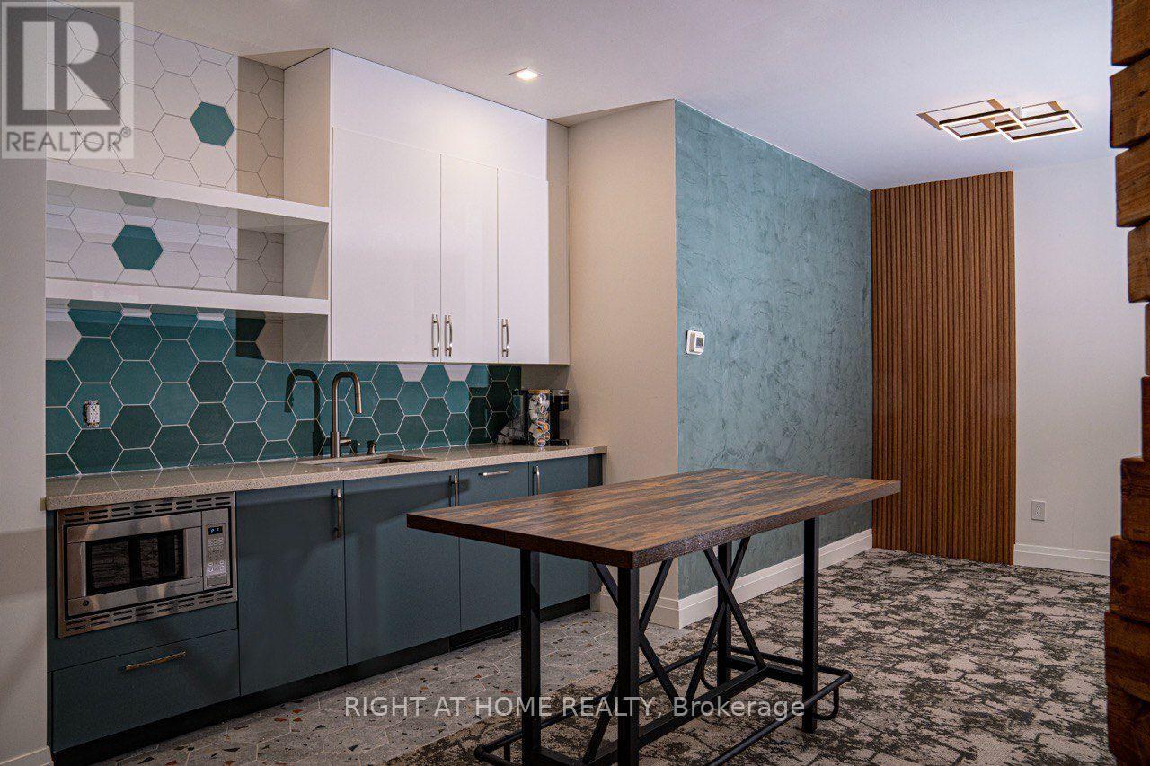 2nd Floor - 8119 Yonge Street, Markham, Ontario  L3T 2C6 - Photo 5 - N13705060