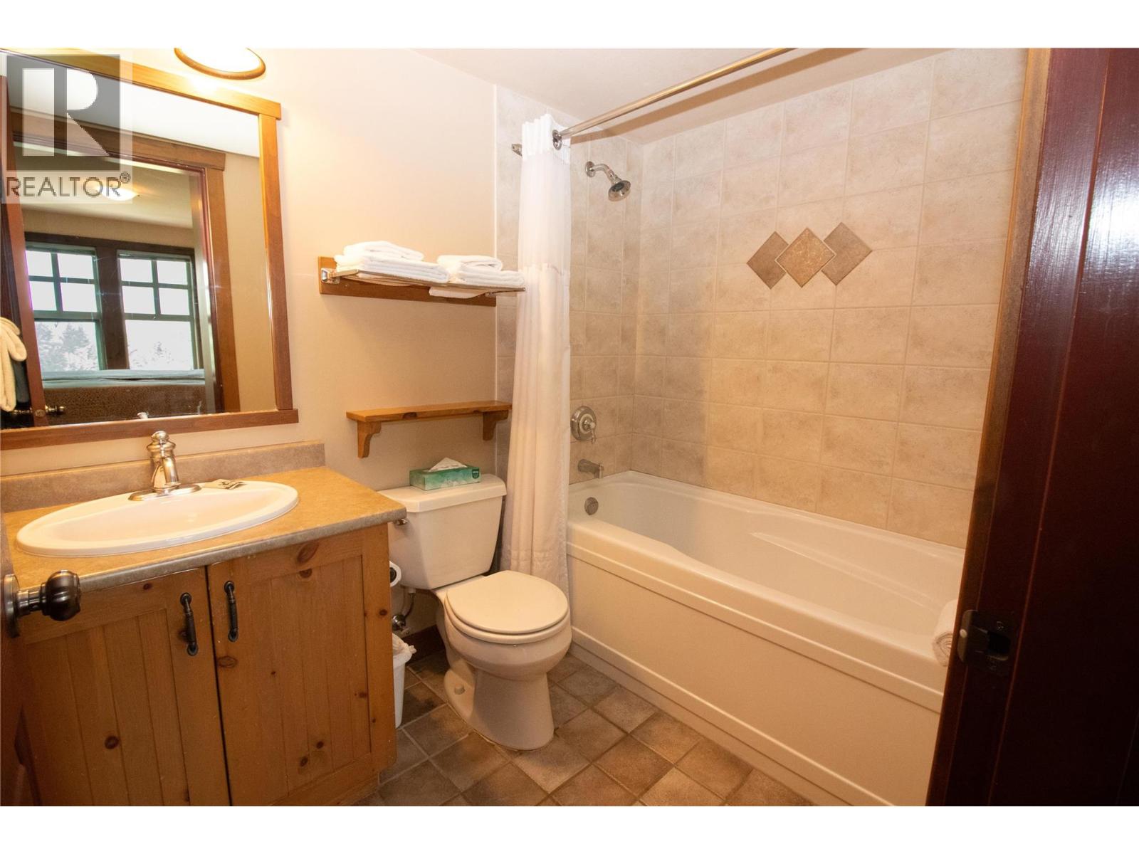 2090 Summit Drive Unit# 417, Panorama, British Columbia  V0A 1T0 - Photo 16 - 10392777
