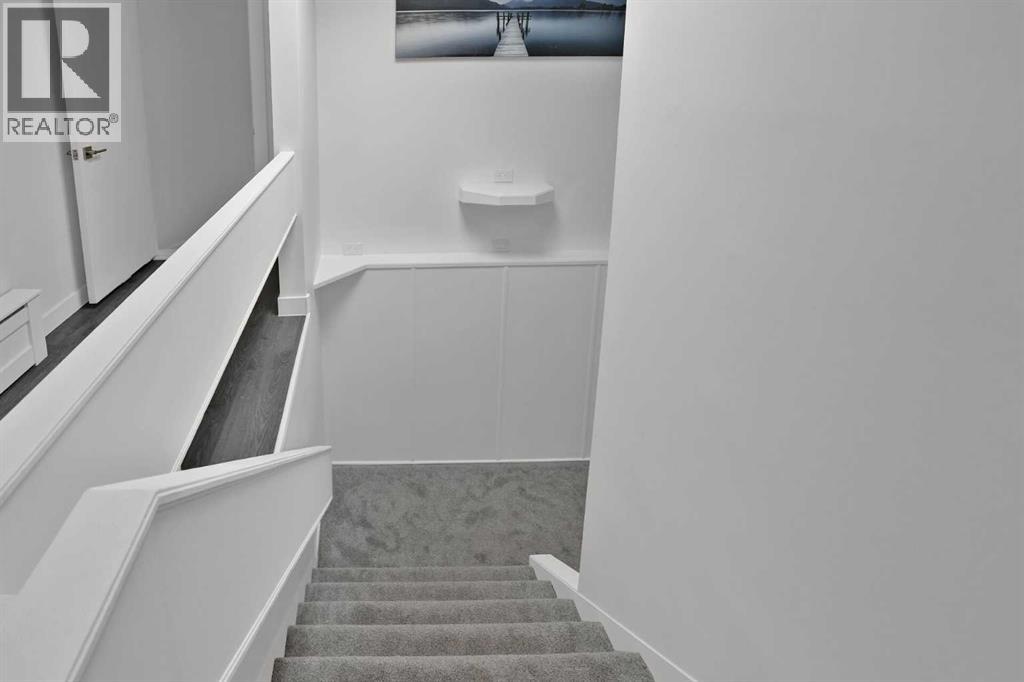 5009 41 Street Close, Innisfail, Alberta  T4G 1H8 - Photo 7 - A2314258