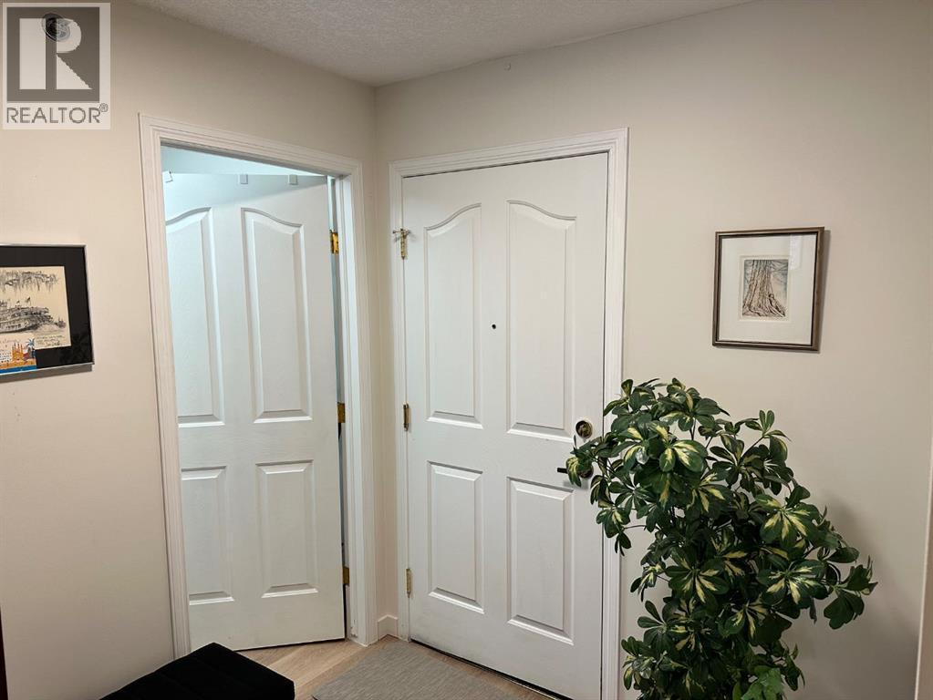 3338, 1818 Simcoe Boulevard SW, Calgary, Alberta  T3H 3L9 - Photo 4 - A2338365