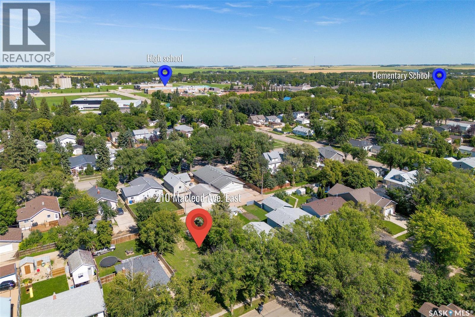 210 Mcleod Avenue E, Melfort, Saskatchewan  S0E 1A0 - Photo 3 - SK046431