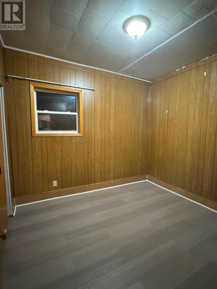 391 Townsend Street, Sydney, Nova Scotia  B1P 5G3 - Photo 9 - 202613587