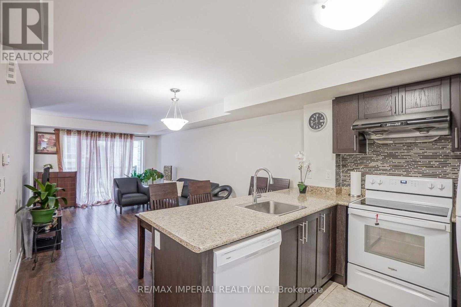 2910 - 15 Westmeath Lane, Markham, Ontario  L6B 1N5 - Photo 12 - N13705072