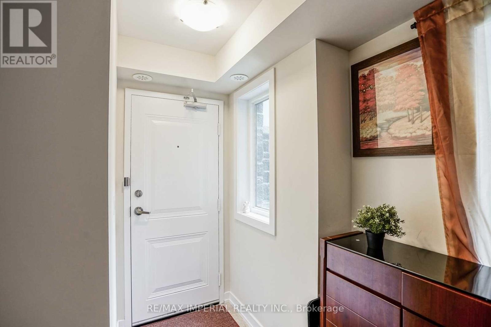 2910 - 15 Westmeath Lane, Markham, Ontario  L6B 1N5 - Photo 4 - N13705072