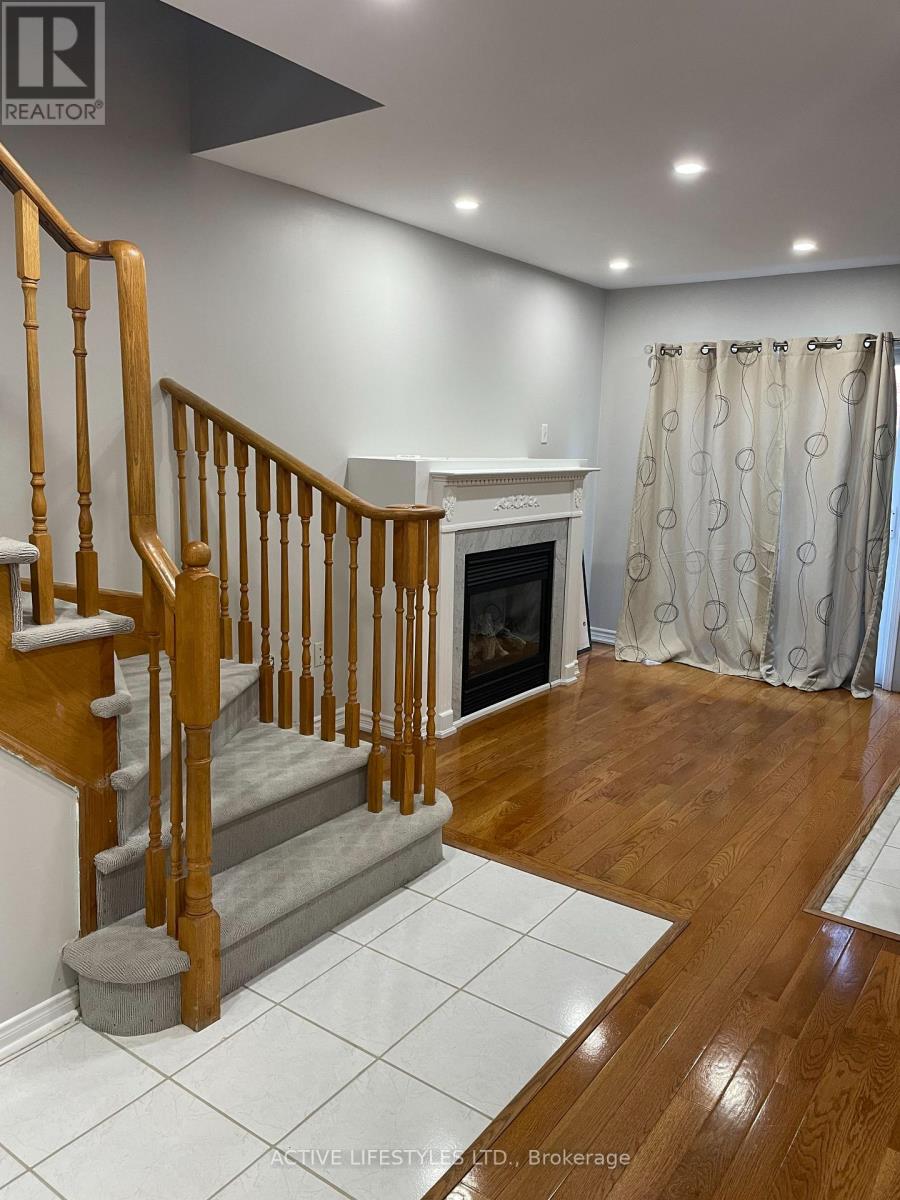 7647 Doverwood Drive, Mississauga, Ontario  L5N 8J2 - Photo 7 - W13705070