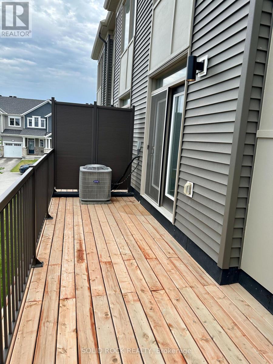 21 Stitch Mews Street, Ottawa, Ontario  K0A 2Z0 - Photo 4 - X13611182