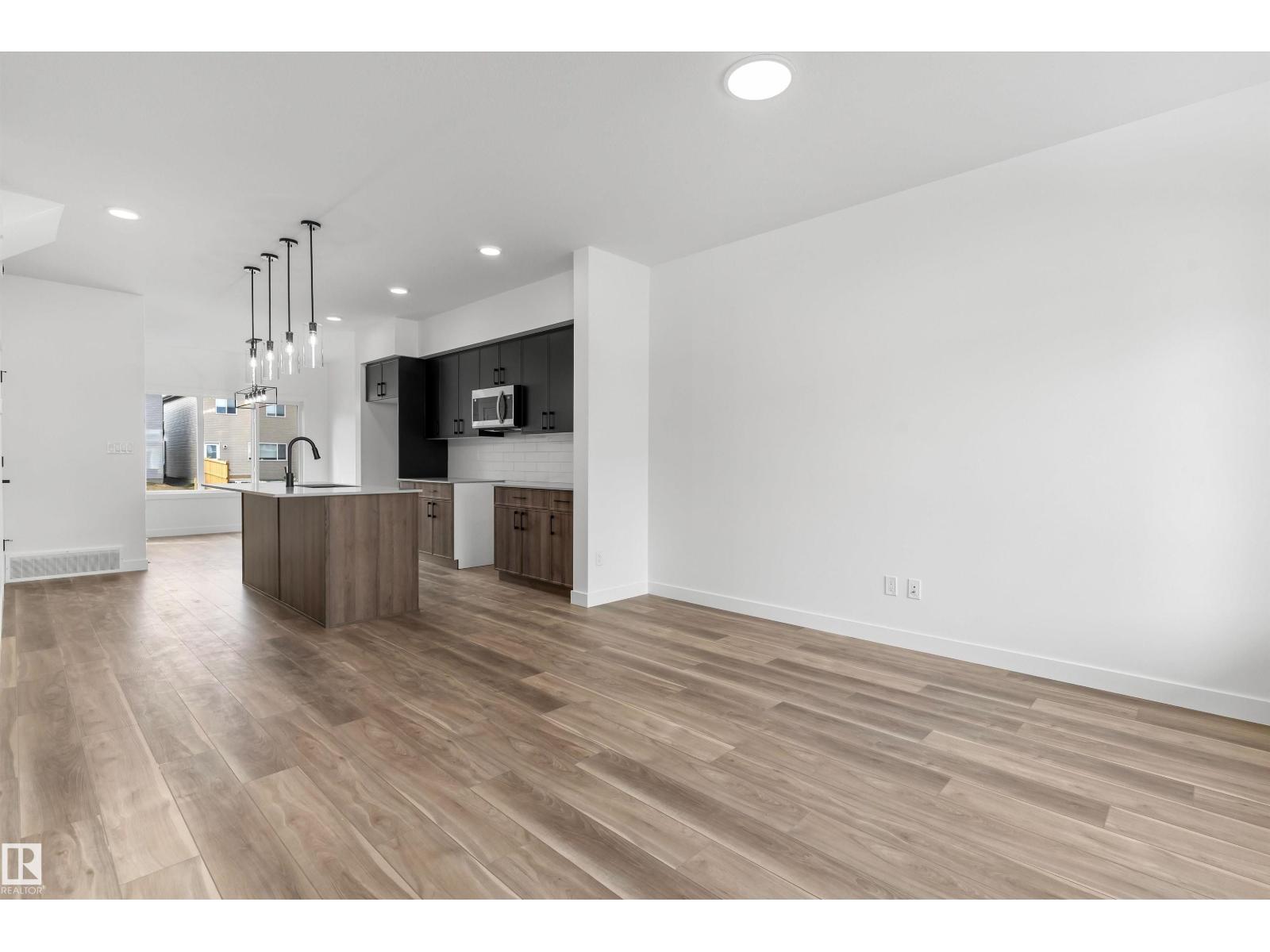 6265 175a Av NW, Edmonton, Alberta  T5Y 4A5 - Photo 10 - E4486090