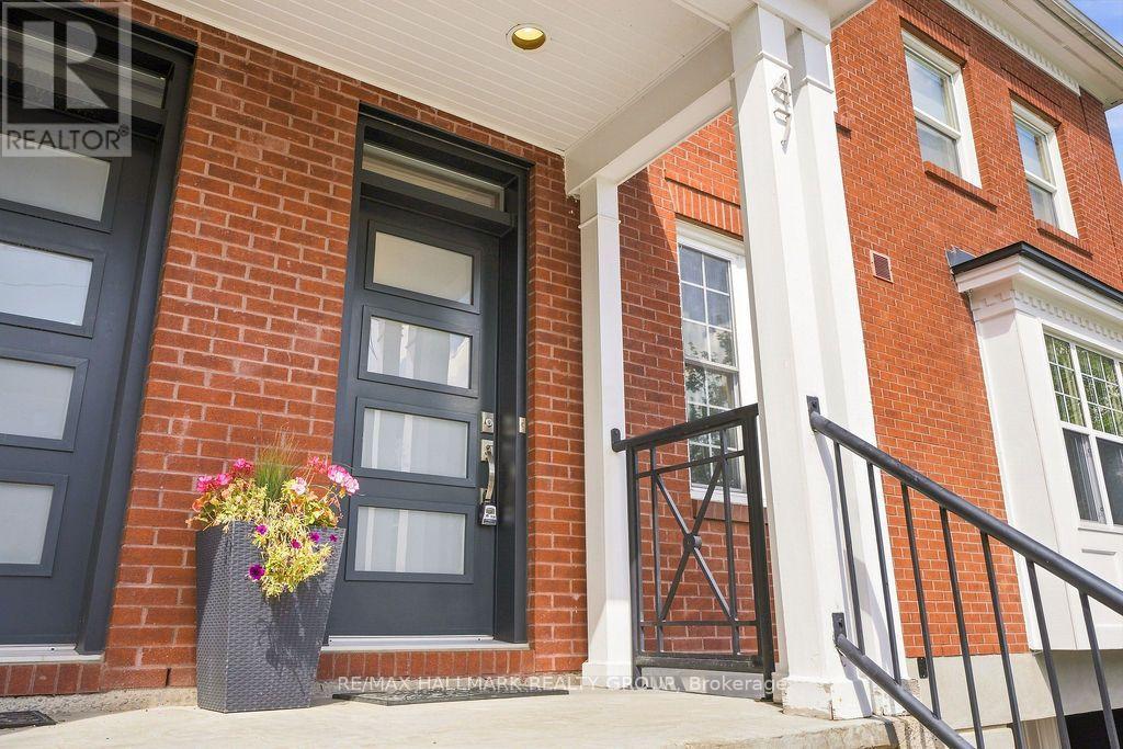 47 Rideau Terrace, Ottawa, Ontario  K1M 2A2 - Photo 2 - X13705078