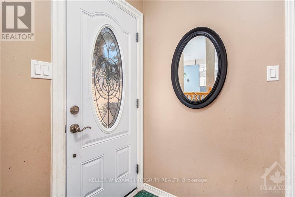 429 Wincanton Drive, Ottawa, Ontario  K4A 3X9 - Photo 2 - X13705086