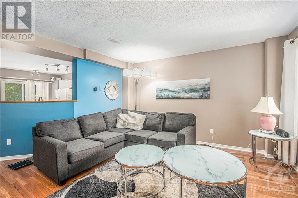 429 Wincanton Drive, Ottawa, Ontario  K4A 3X9 - Photo 3 - X13705086