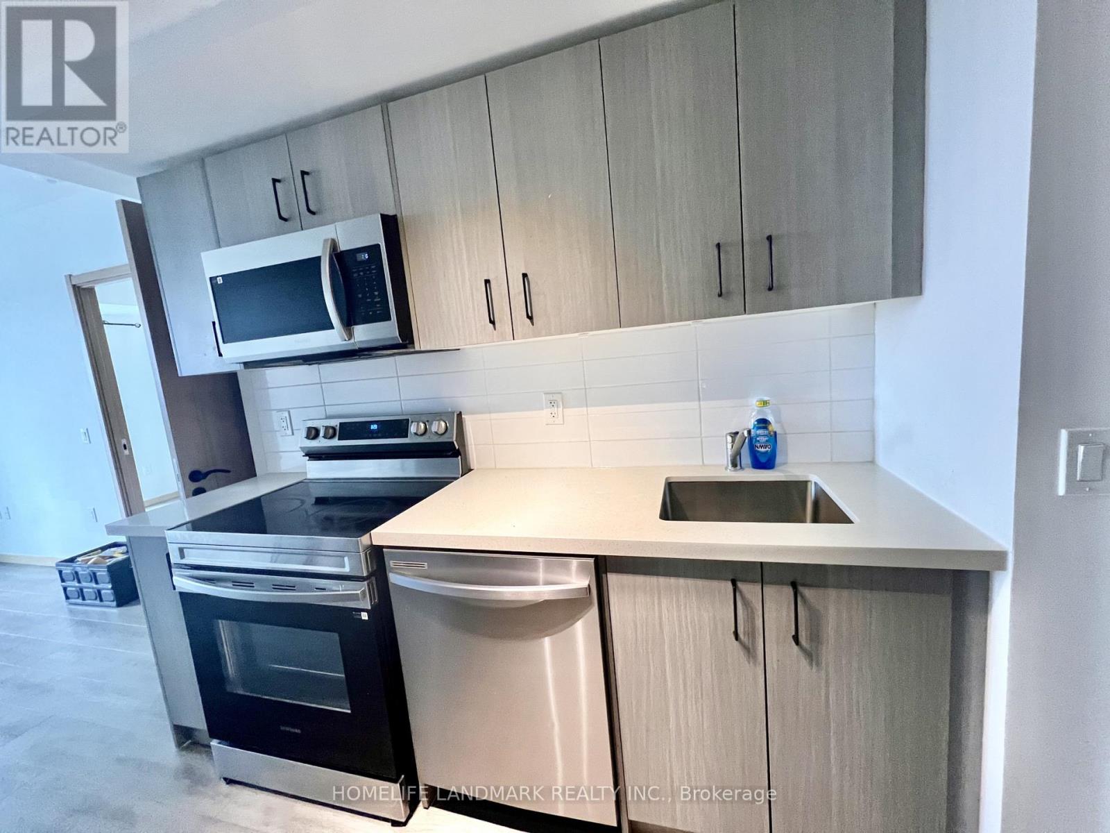 1006 - 3421 Sheppard Avenue E, Toronto, Ontario  M1T 0C1 - Photo 3 - E13704208