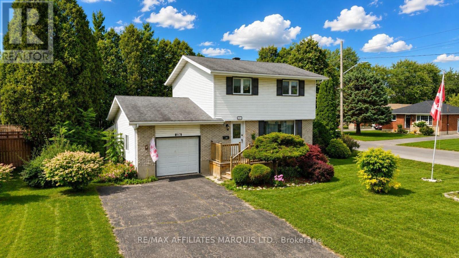 917 Queen Street, Cornwall, Ontario  K6J 1P3 - Photo 2 - X13705102