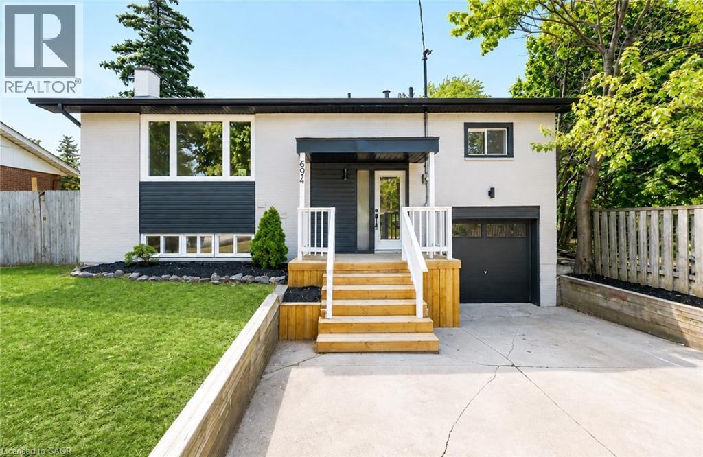 694 UPPER OTTAWA Street, Hamilton, Ontario