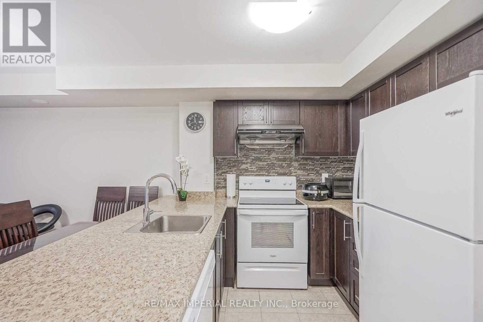 2910 - 15 Westmeath Lane, Markham, Ontario  L6B 0A8 - Photo 11 - N13705080