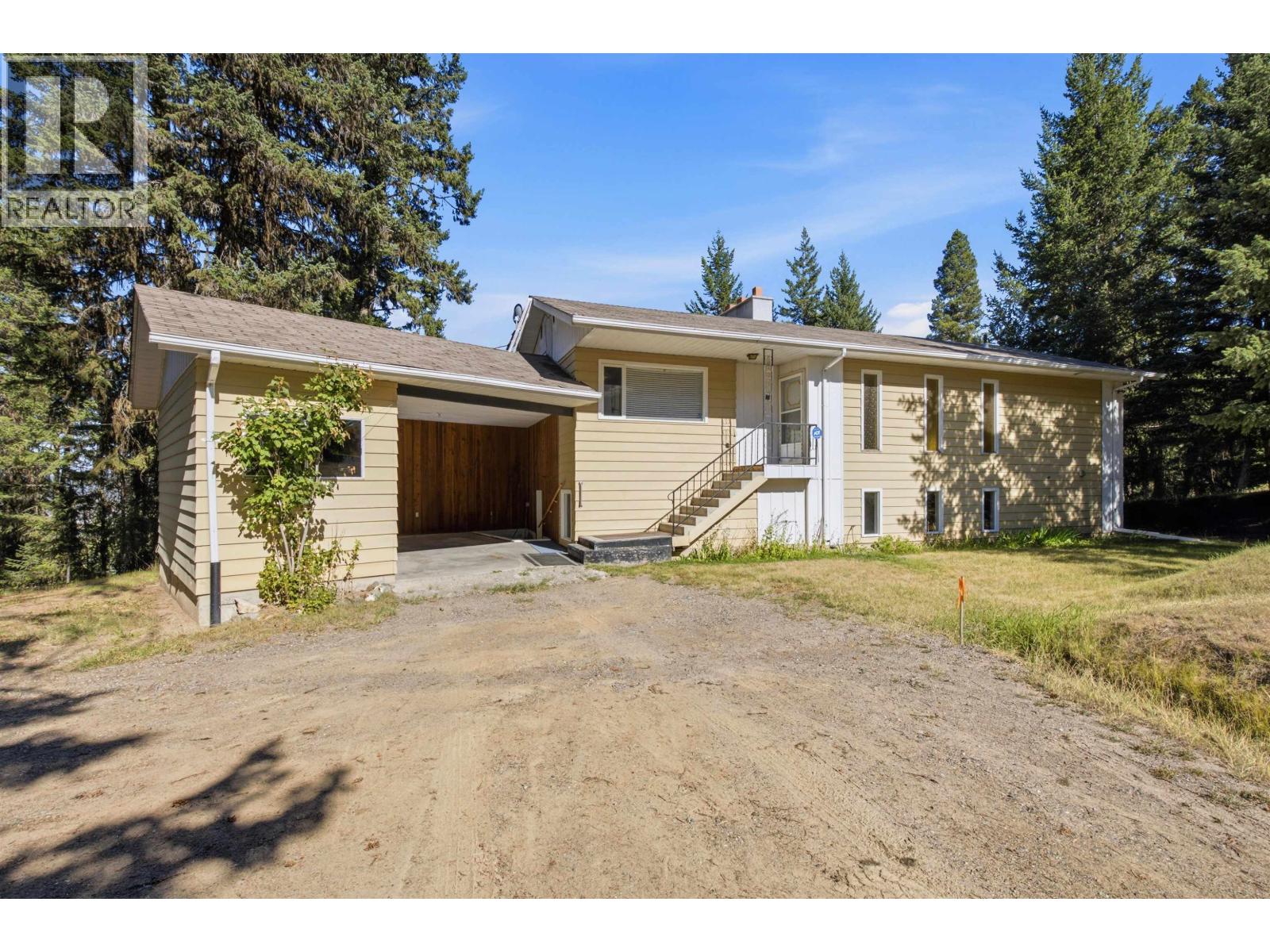1004 Hodgson Road, Williams Lake, British Columbia  V2G 4Y3 - Photo 2 - R3158086