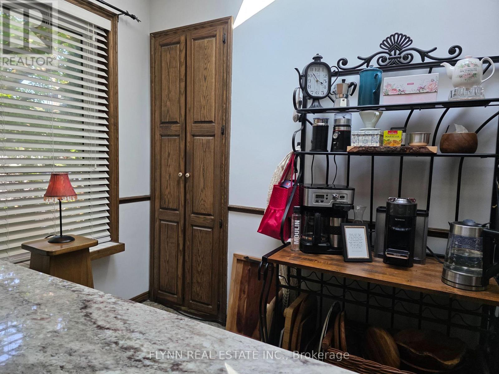 5896 Valley Way, Niagara Falls, Ontario  L2E 1Y1 - Photo 14 - X13650736