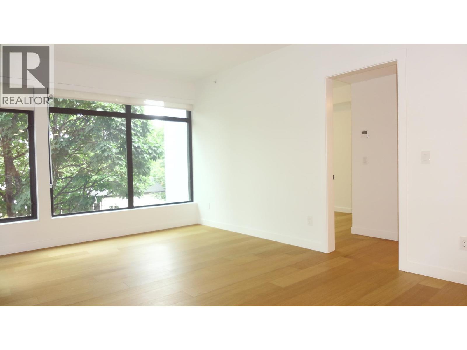 300 6485 MANITOBA STREET, Vancouver, British Columbia