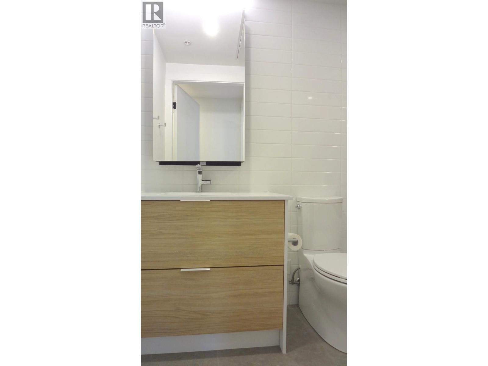 300 6485 Manitoba Street, Vancouver, British Columbia  V5Y 0P7 - Photo 13 - R3158085