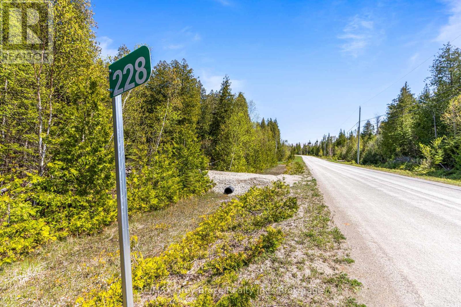 228 Corey Crescent, Northern Bruce Peninsula, Ontario  N0H 2R0 - Photo 9 - X13705108