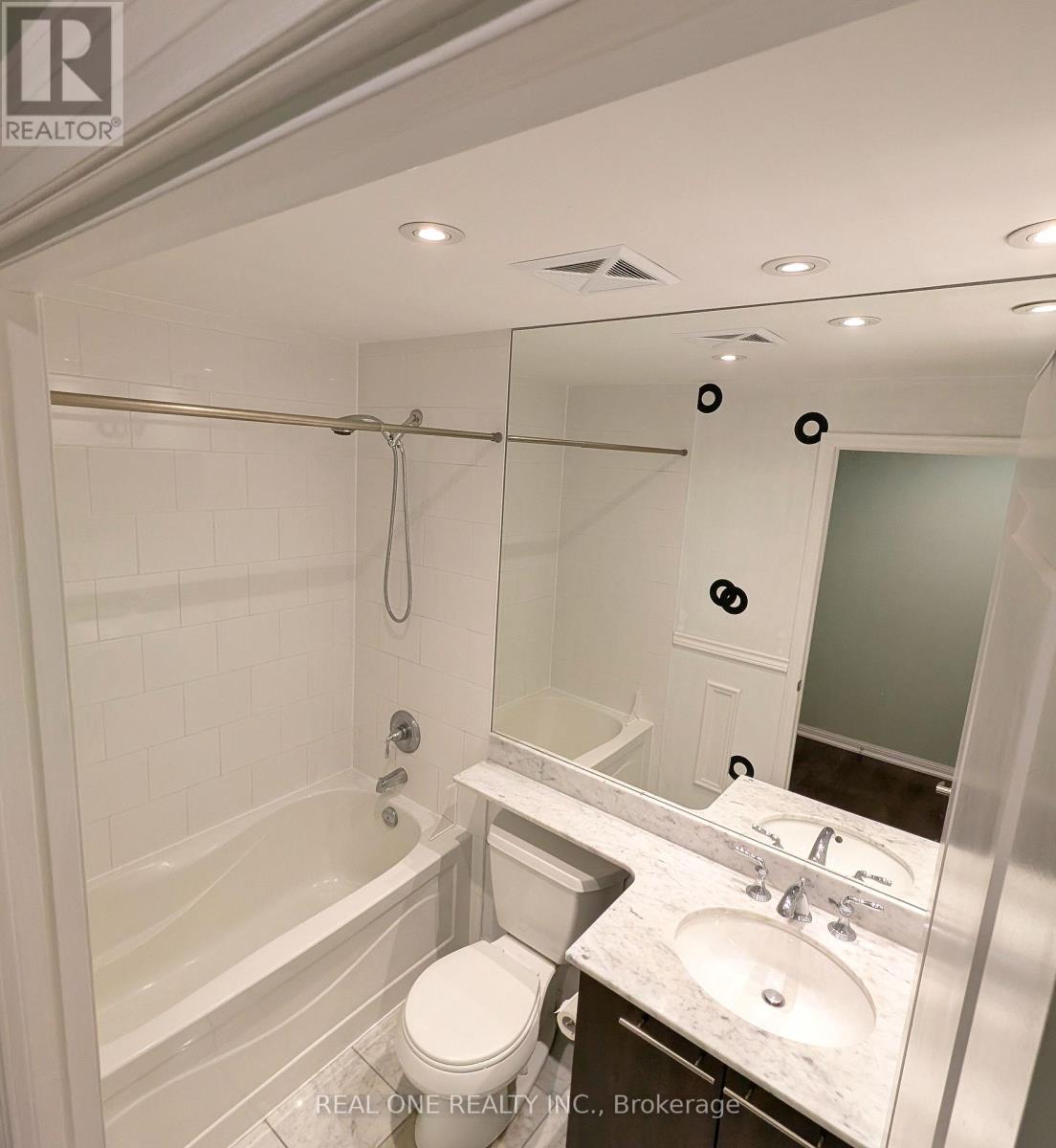 1015 - 628 Fleet Street, Toronto, Ontario  M5V 1A8 - Photo 6 - C13705104