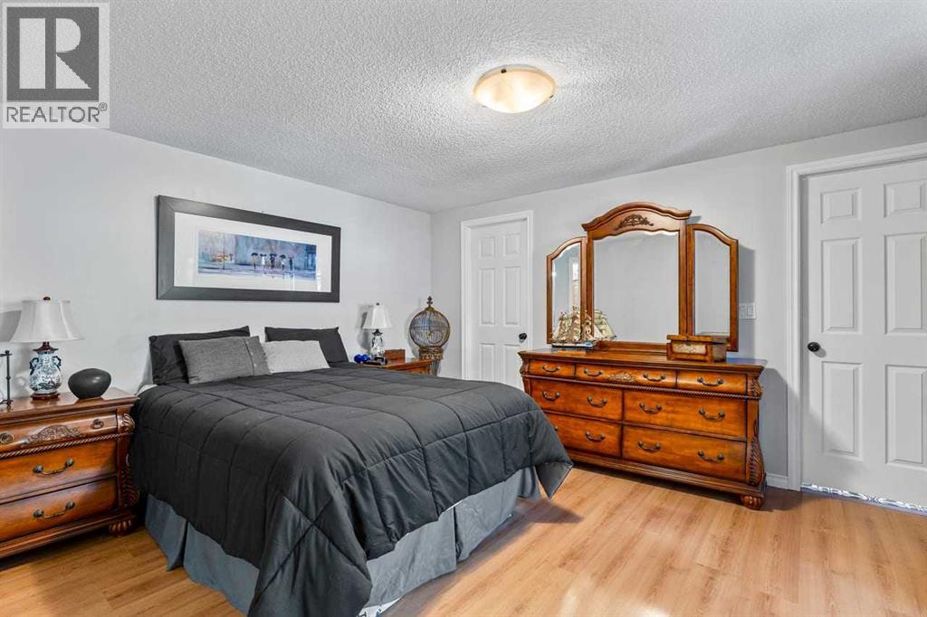 117 Sunset Way, High River, Alberta  T1V 1J4 - Photo 13 - A2313307