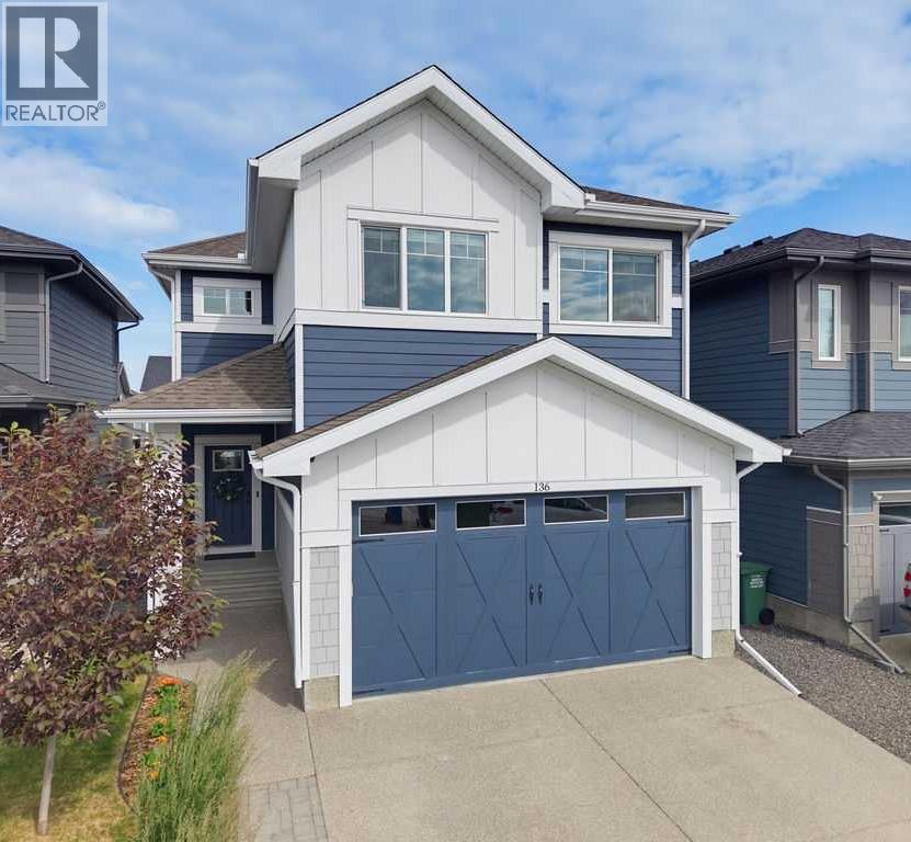 136 Sunrise Common, Cochrane, Alberta T4C 2S1 - Photo 2 - A2329155